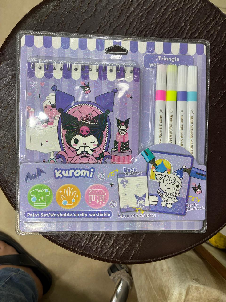 Handy colouring kits